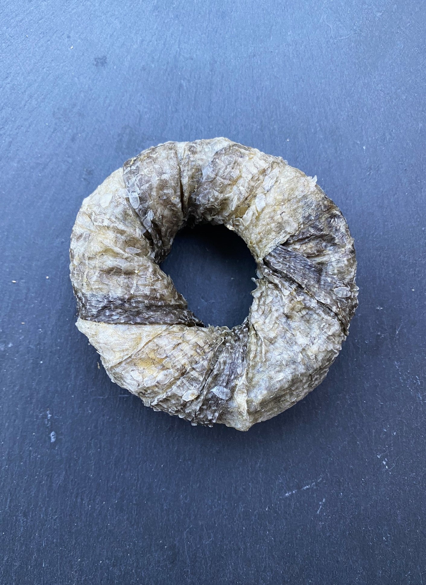 Donut de piel de bacalao